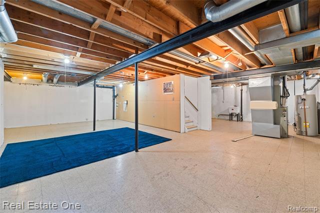 Builiding view forty seven for 25574 Wilson, Dearborn Heights, MI. 48127