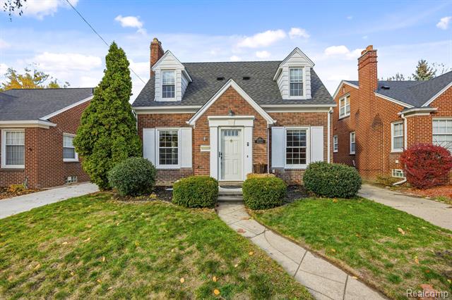 Builiding view one for 22844 Buckingham, Dearborn, MI. 48128