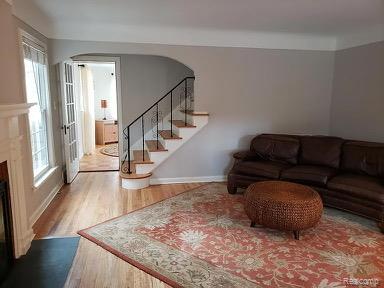 Builiding view twelve for 22844 Buckingham, Dearborn, MI. 48128