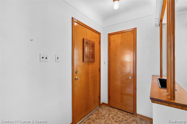 Builiding view three for 1521 N Vernon, Dearborn, MI. 48128