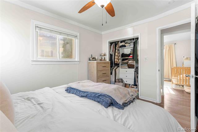 Builiding view eighteen for 31549 John Hauk, Garden City, MI. 48135