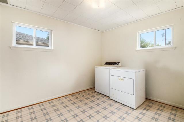 Builiding view fourteen for 1782 Gilman, Garden City, MI. 48135