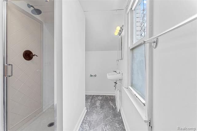 Builiding view sixteen for 23621 Lawrence, Dearborn, MI. 48128