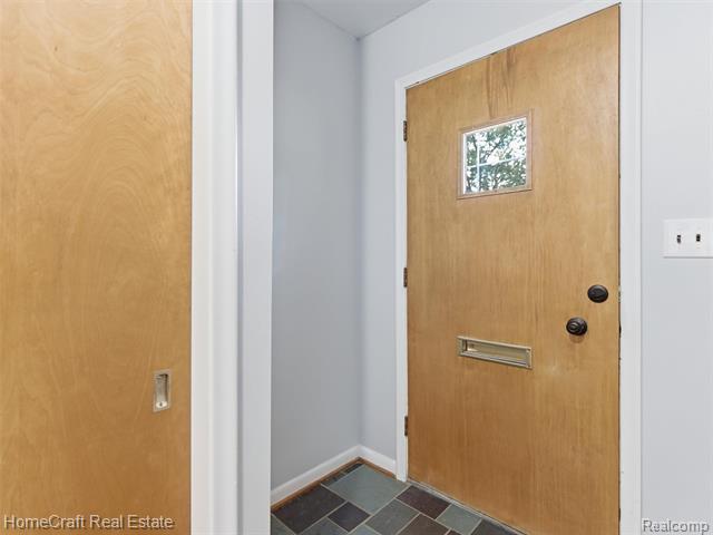 Builiding view seventeen for 1775 N Gulley, Dearborn Heights, MI. 48127