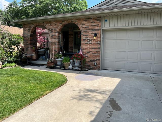 front view for 44131 Westminister Way, Canton, Mi. 48187