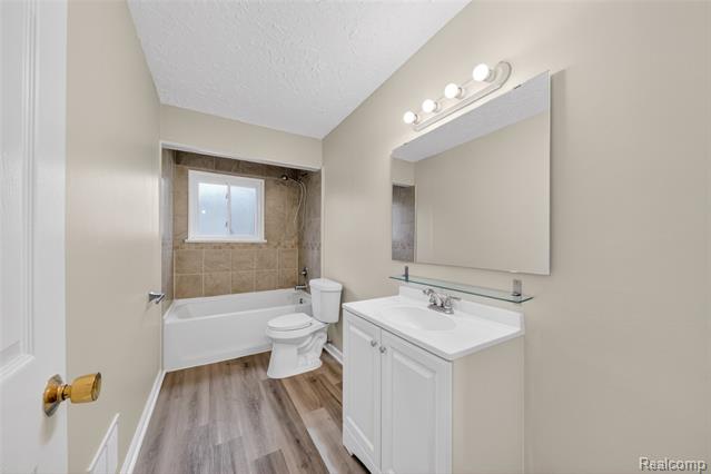 Builiding view twelve for 33484 Krauter, Westland, MI. 48185