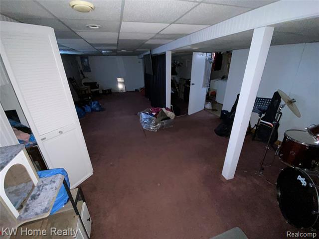 Builiding view eighteen for 1846 N Elizabeth, Dearborn, MI. 48128