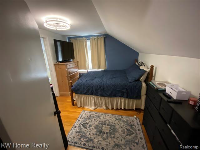 Builiding view nineteen for 1846 N Elizabeth, Dearborn, MI. 48128