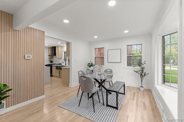 Builiding view eleven for 21984 Wildwood, Dearborn, MI. 48128