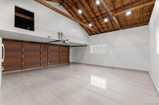 Builiding view twenty five for 21984 Wildwood, Dearborn, MI. 48128