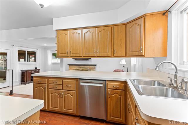 Builiding view eleven for 23054 Cora, Farmington, MI. 48336