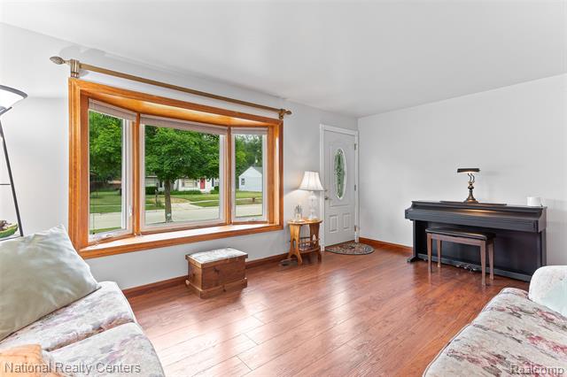 Builiding view six for 23054 Cora, Farmington, MI. 48336