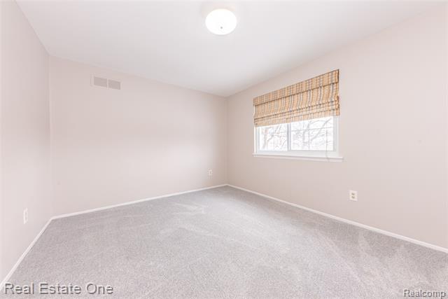 Builiding view forty five for 41958 Sunderland, Canton, MI. 48187