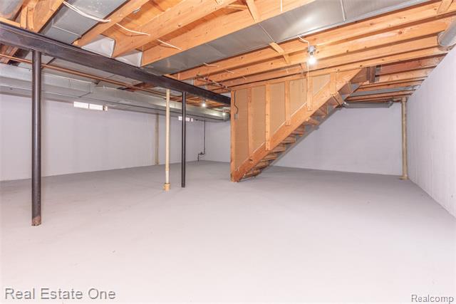 Builiding view forty seven for 41958 Sunderland, Canton, MI. 48187