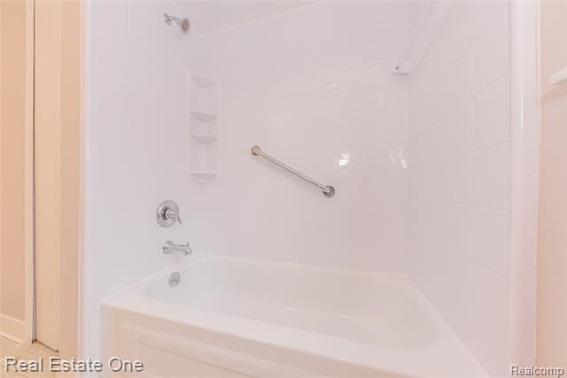 Builiding view forty three for 41958 Sunderland, Canton, MI. 48187