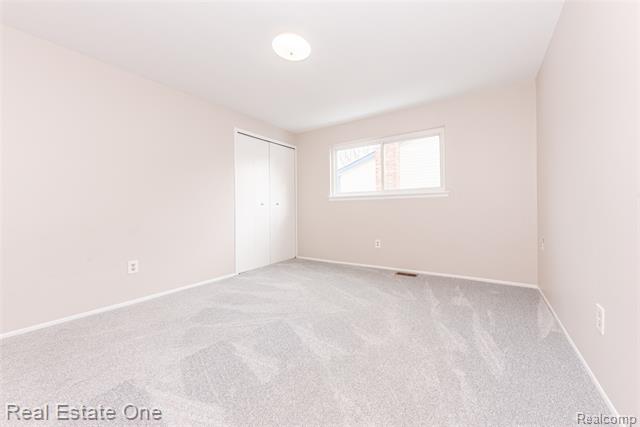 Builiding view forty for 41958 Sunderland, Canton, MI. 48187