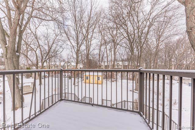 Builiding view thirty eight for 41958 Sunderland, Canton, MI. 48187