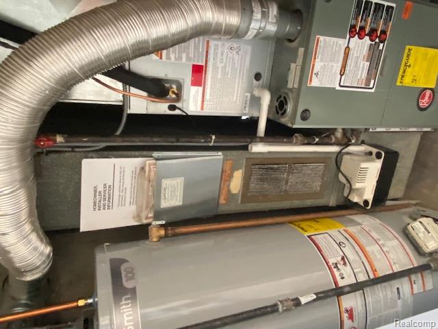 Builiding view eighteen for 6511 Caribou, Westland, MI. 48185