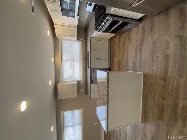 Builiding view four for 6511 Caribou, Westland, MI. 48185