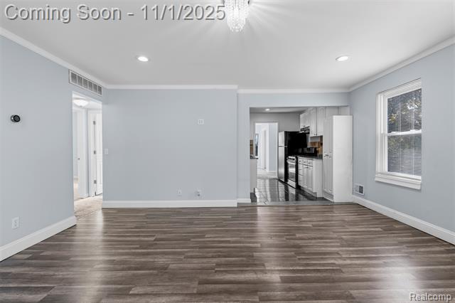 Builiding view five for 10721 Troy, Oak Park, MI. 48237