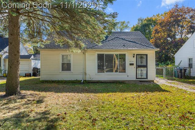 Builiding view one for 10721 Troy, Oak Park, MI. 48237