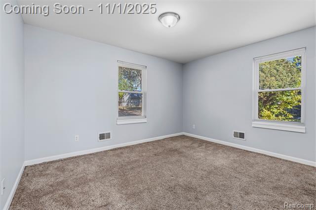 Builiding view ten for 10721 Troy, Oak Park, MI. 48237