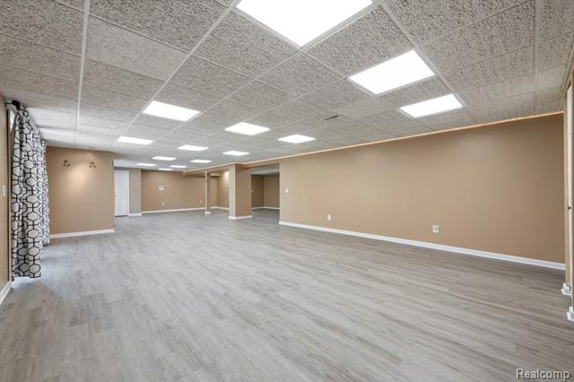 Builiding view fifty eight for 50145 Tottenham, Canton, MI. 48187