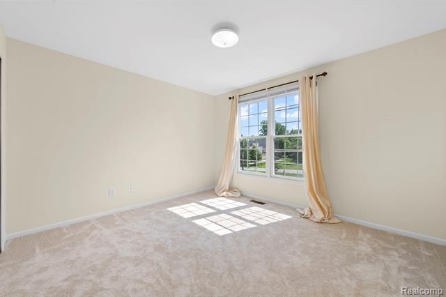 Builiding view forty eight for 50145 Tottenham, Canton, MI. 48187