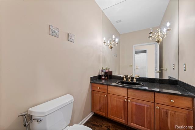 Builiding view forty five for 50145 Tottenham, Canton, MI. 48187