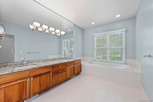 Builiding view thirty one for 50145 Tottenham, Canton, MI. 48187