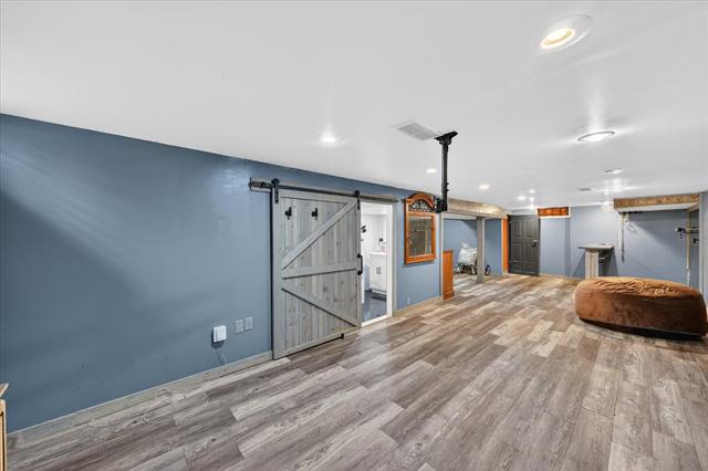 Builiding view twenty five for 6950 Mohican, Westland, MI. 48185