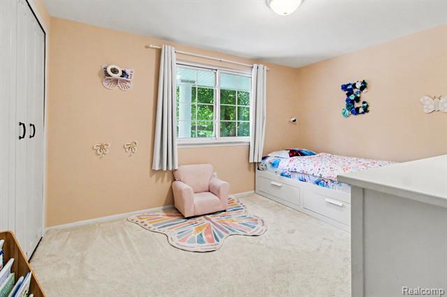 Builiding view fifteen for 7235 Iron Gate, Canton, MI. 48187