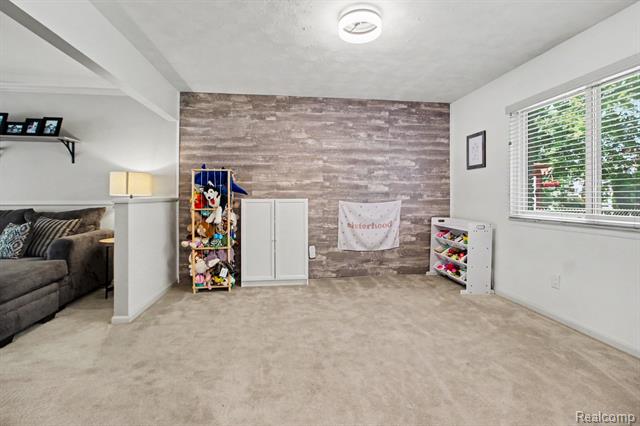 Builiding view nine for 7235 Iron Gate, Canton, MI. 48187