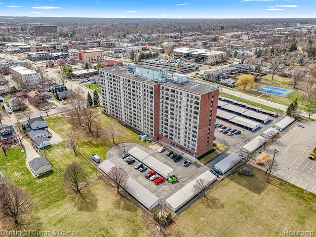 Builiding view forty nine for 21800 Morley, Dearborn, MI. 48124