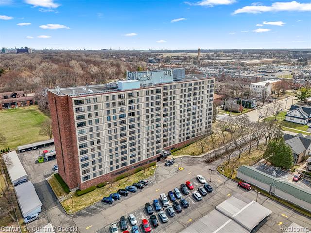 Builiding view forty seven for 21800 Morley, Dearborn, MI. 48124