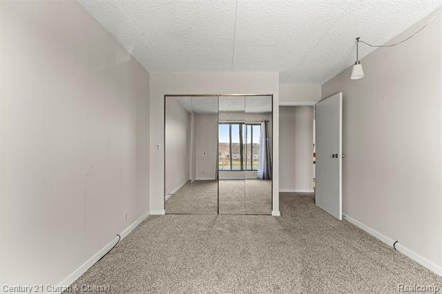 Builiding view thirty for 21800 Morley, Dearborn, MI. 48124