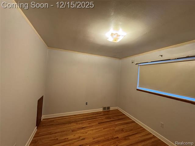 Builiding view eight for 24903 Hass, Dearborn Heights, MI. 48127