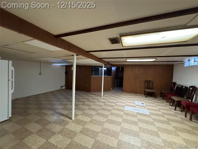 Builiding view fourteen for 24903 Hass, Dearborn Heights, MI. 48127