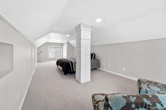 Builiding view thirteen for 30619 Maplewood, Garden City, MI. 48135