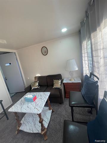 Builiding view seven for 17297 Outer, Dearborn Heights, MI. 48127