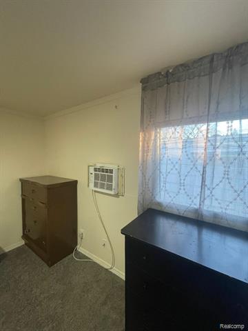 Builiding view twelve for 17297 Outer, Dearborn Heights, MI. 48127