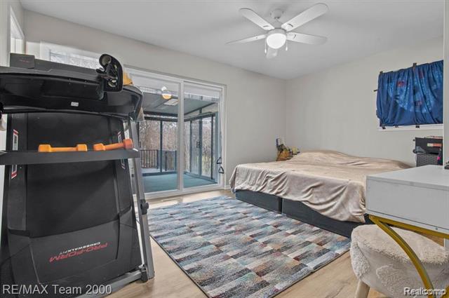 Builiding view fourteen for 29633 Maplewood, Garden City, MI. 48135