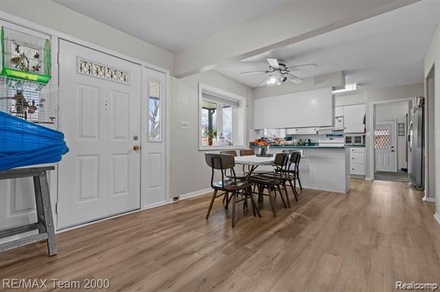 Builiding view three for 29633 Maplewood, Garden City, MI. 48135