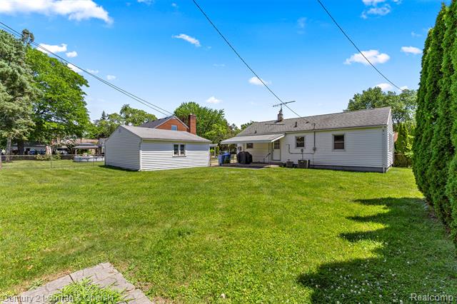 Builiding view seventeen for 6141 N Gulley, Dearborn Heights, MI. 48127