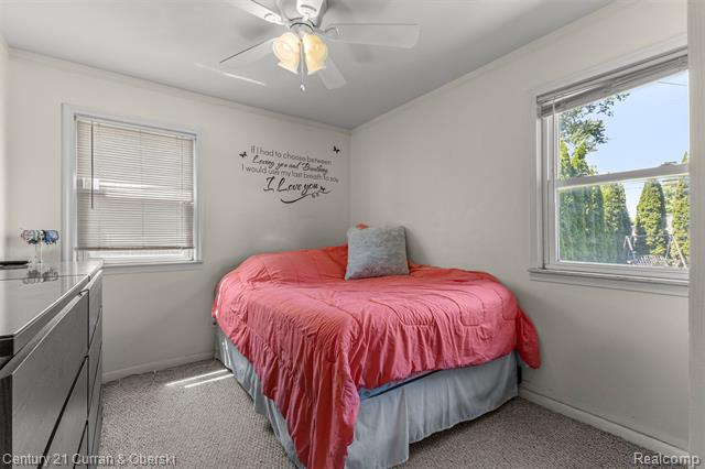 Builiding view twelve for 6141 N Gulley, Dearborn Heights, MI. 48127