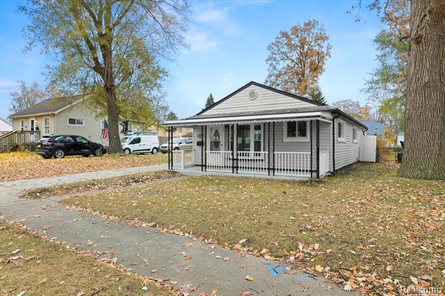 Builiding view four for 18648 Robert, Melvindale, MI. 48122