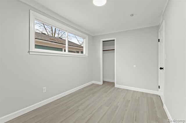 Builiding view seventeen for 18648 Robert, Melvindale, MI. 48122