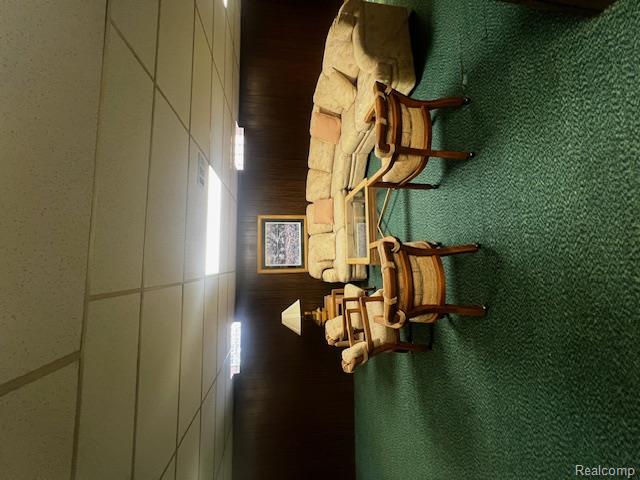 Builiding view twelve for 5918 Lafayette, Dearborn Heights, MI. 48127