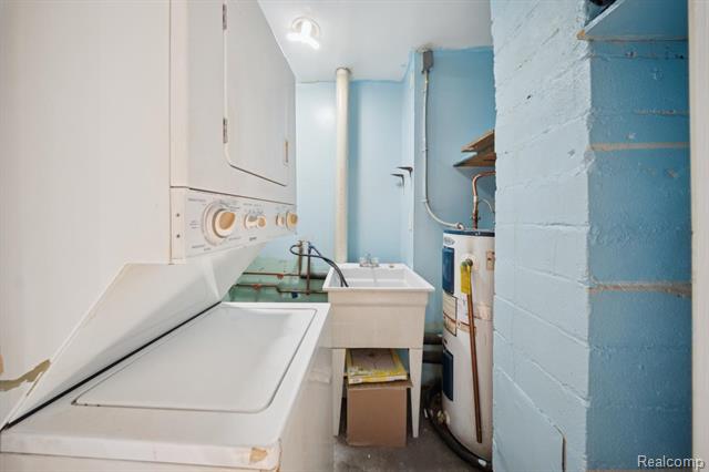 Builiding view fourteen for 17083 Dora, Melvindale, MI. 48122