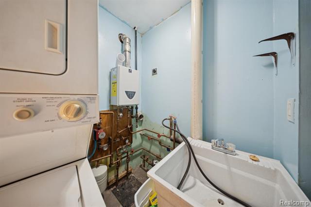 Builiding view thirteen for 17083 Dora, Melvindale, MI. 48122